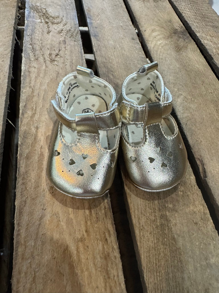 Babies dorées en tissu Gémo 0-3 mois ♻️
