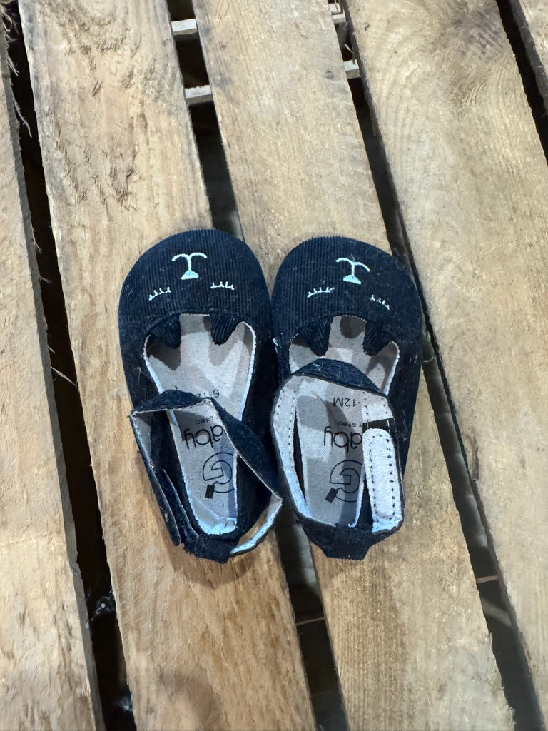 Ballerines "chat" en velours noir Gémo 6-12 mois ♻️