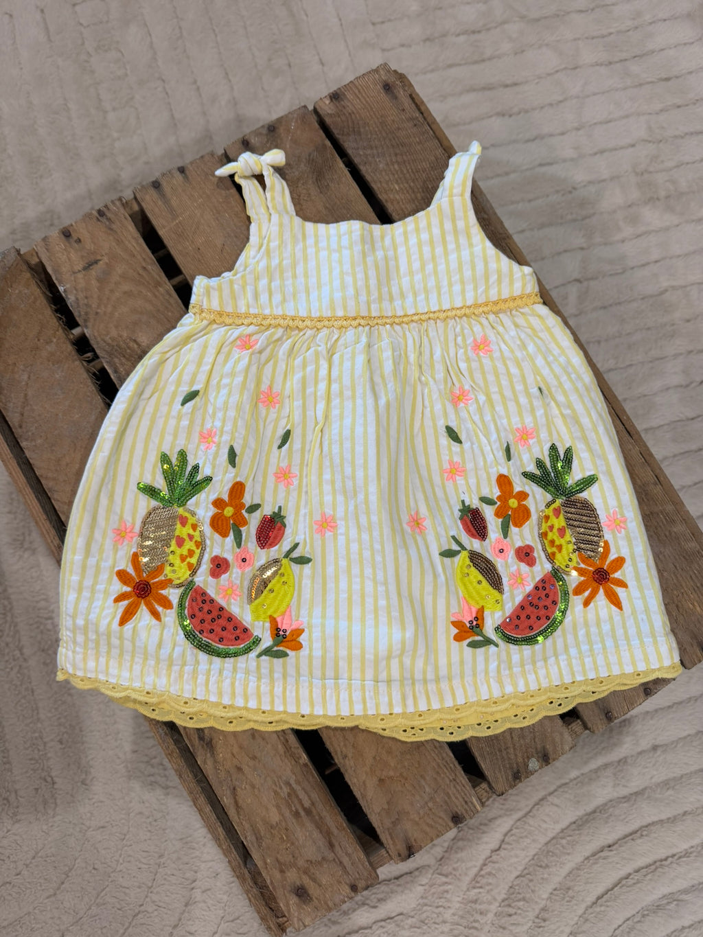 Robe "fruit et fleur" sequins jaune/blanc Du Pareil au Même 9 mois ♻️