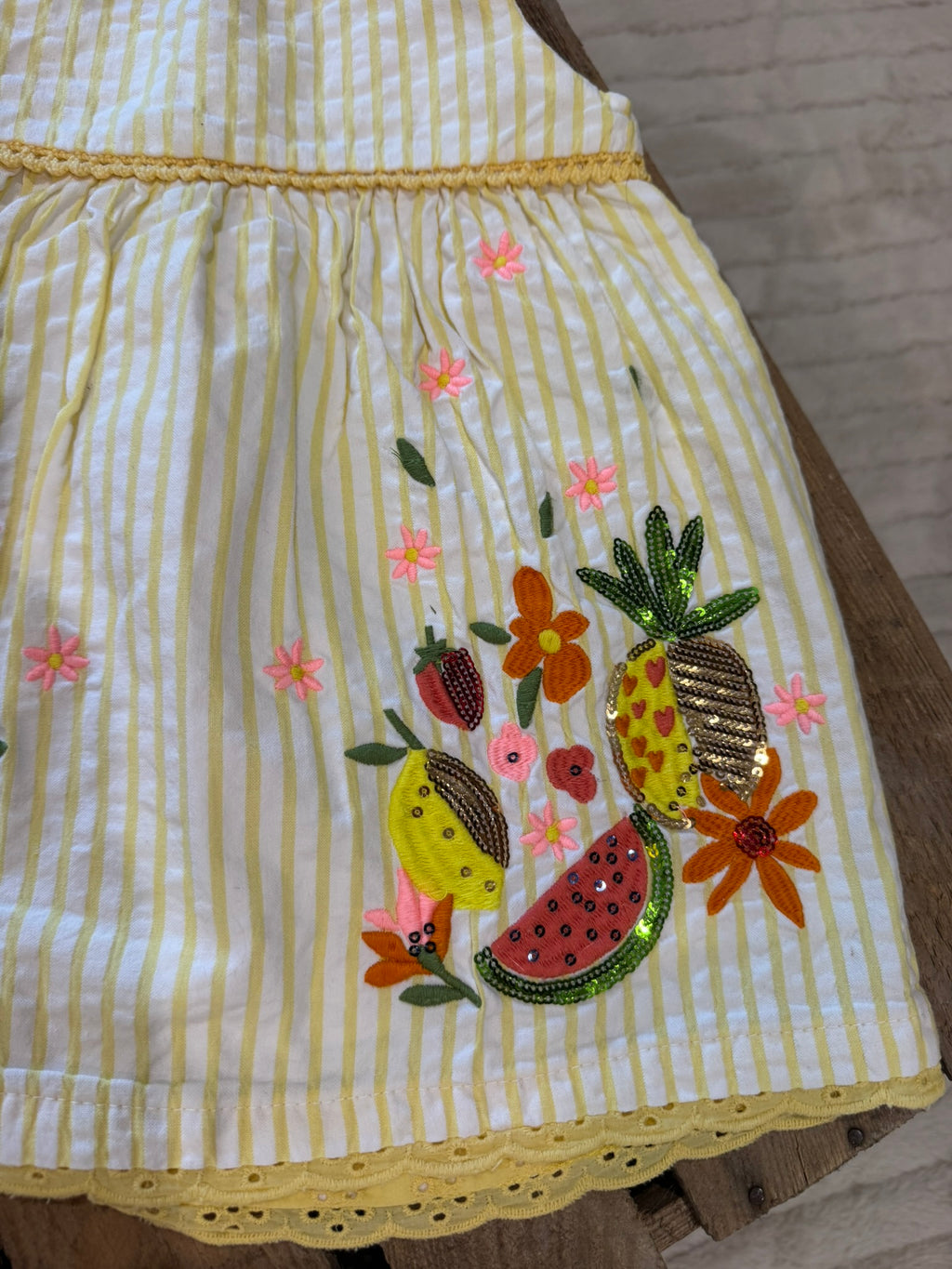 Robe "fruit et fleur" sequins jaune/blanc Du Pareil au Même 9 mois ♻️