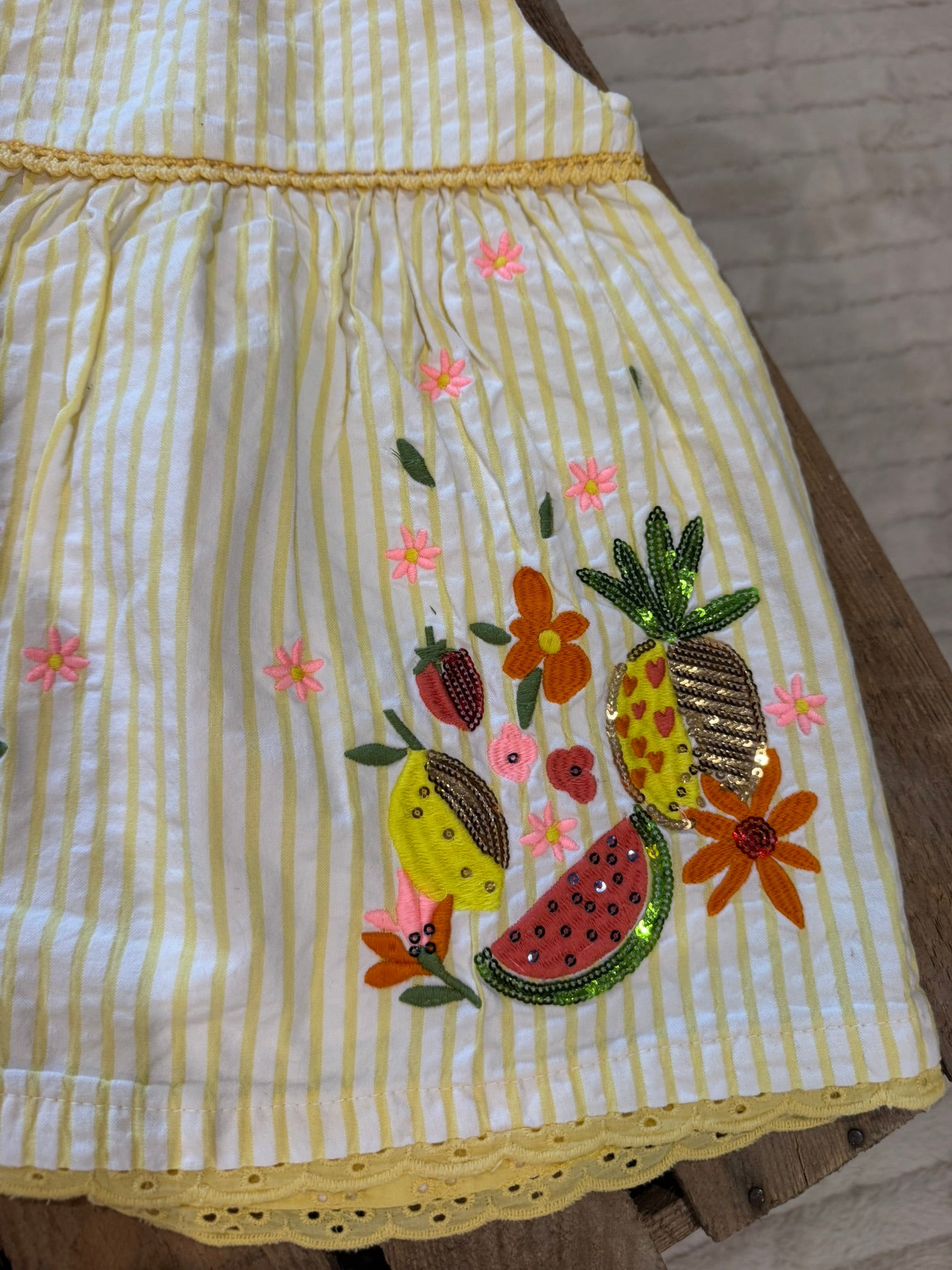 Robe "fruit et fleur" sequins jaune/blanc Du Pareil au Même 9 mois ♻️