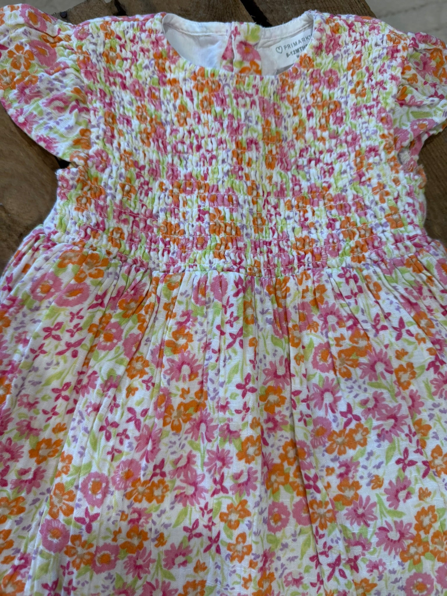 Robe fleurs multicolores Primark 9-12 mois ♻️