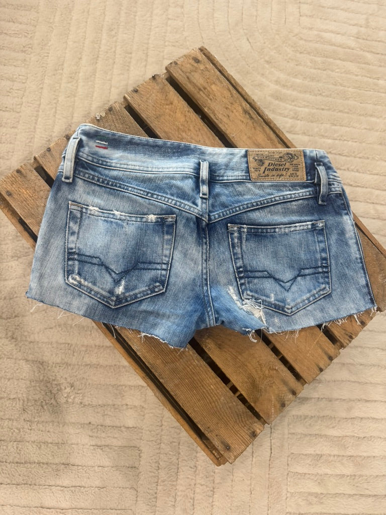 Short en jeans destroy Diesel - 27 (36) ♻️