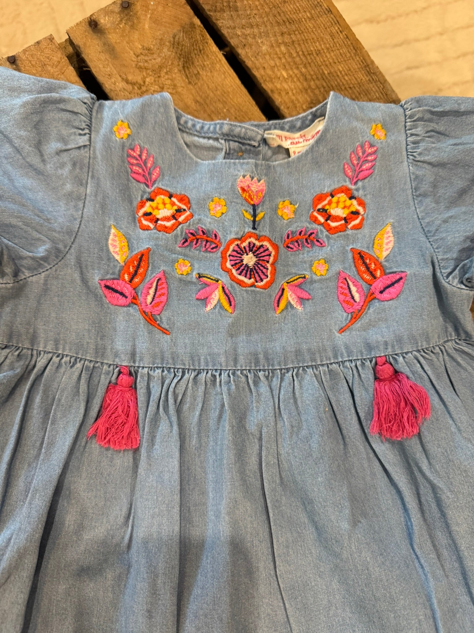 Robe "jeans" broderie fleurs bleu Du Pareil au Même 9 mois ♻️