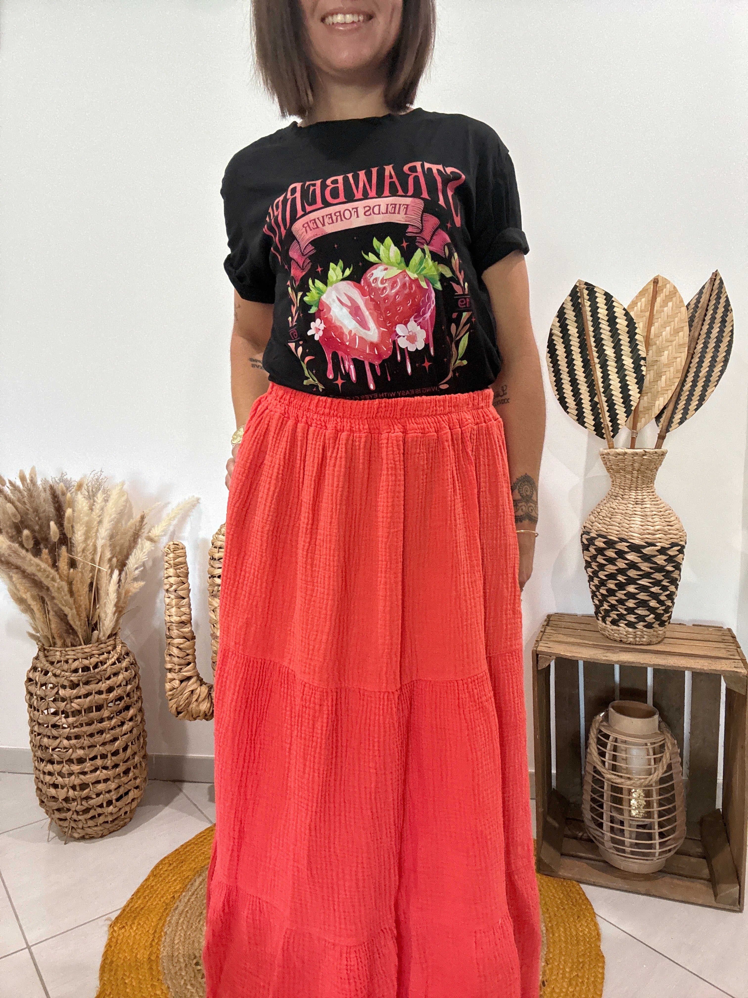 T-shirt imprimé "Strawberry" noir 🍓