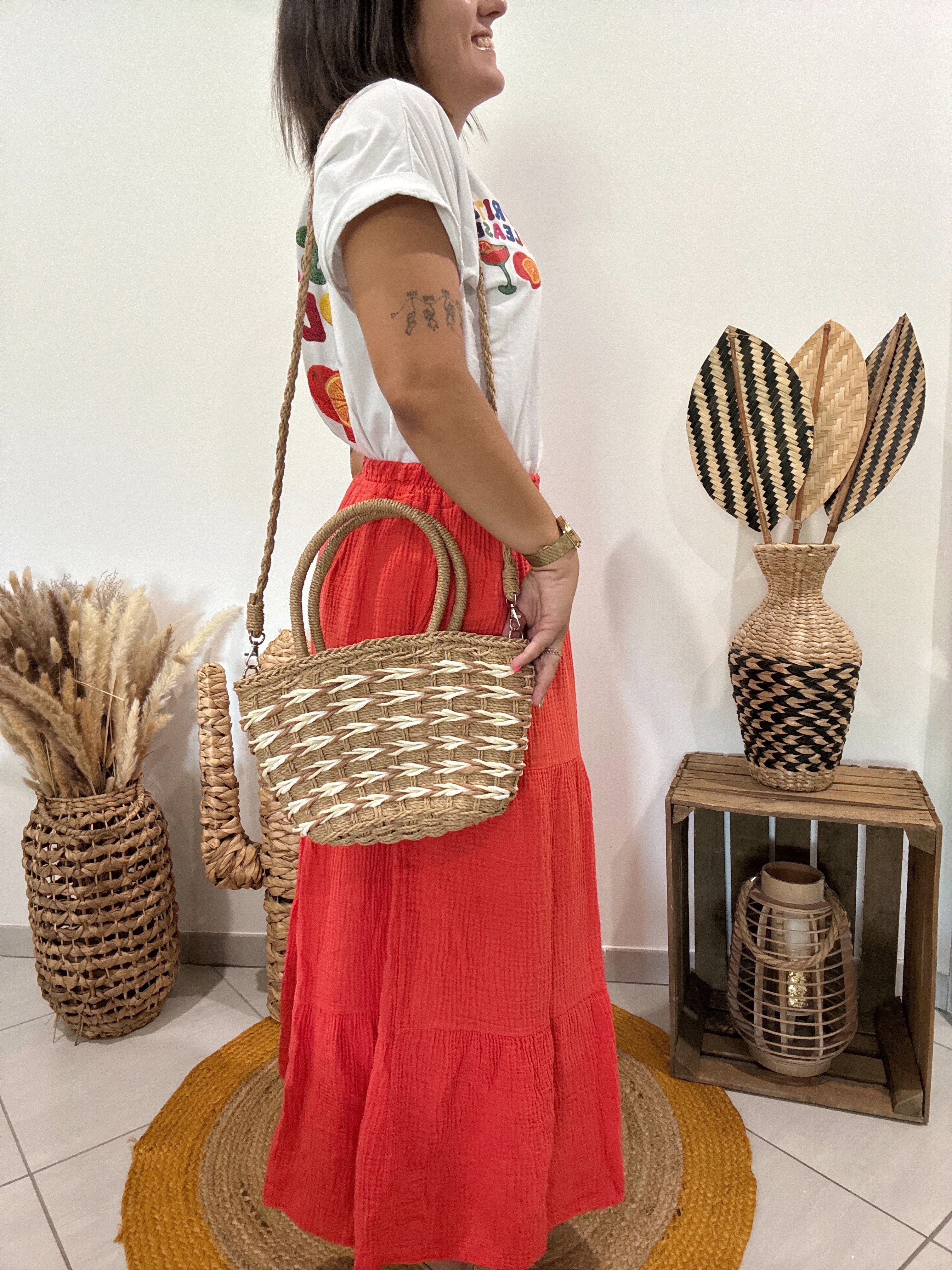 Sac panier en paille tressée camel