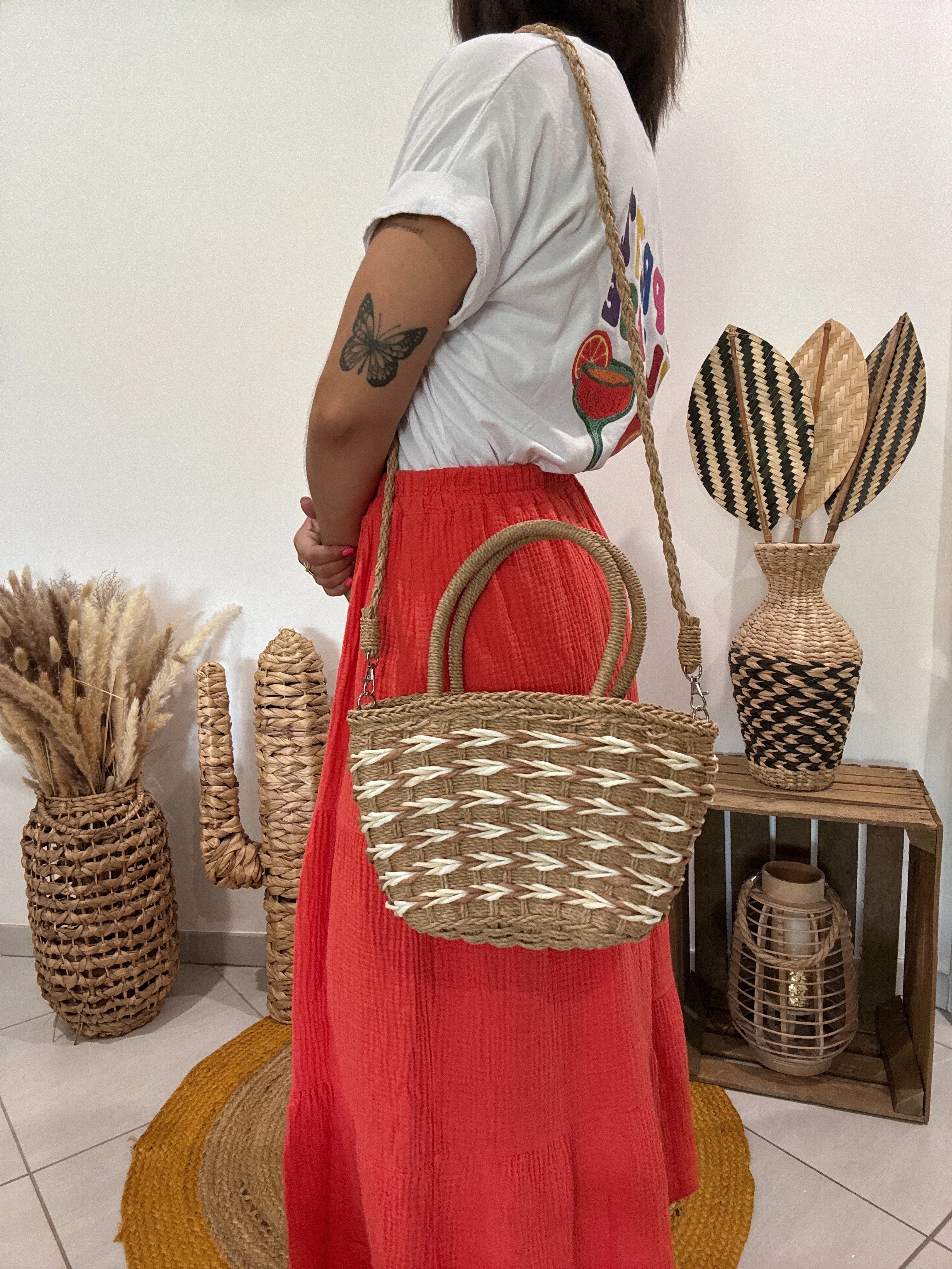 Sac panier en paille tressée camel
