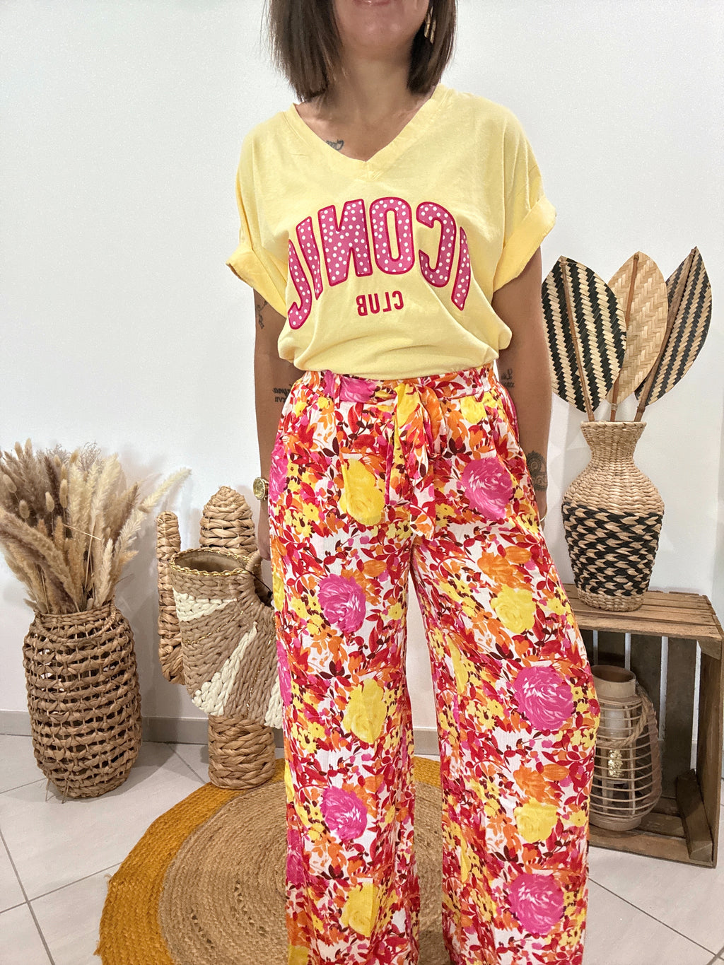 Pantalon fluide fleuri jaune