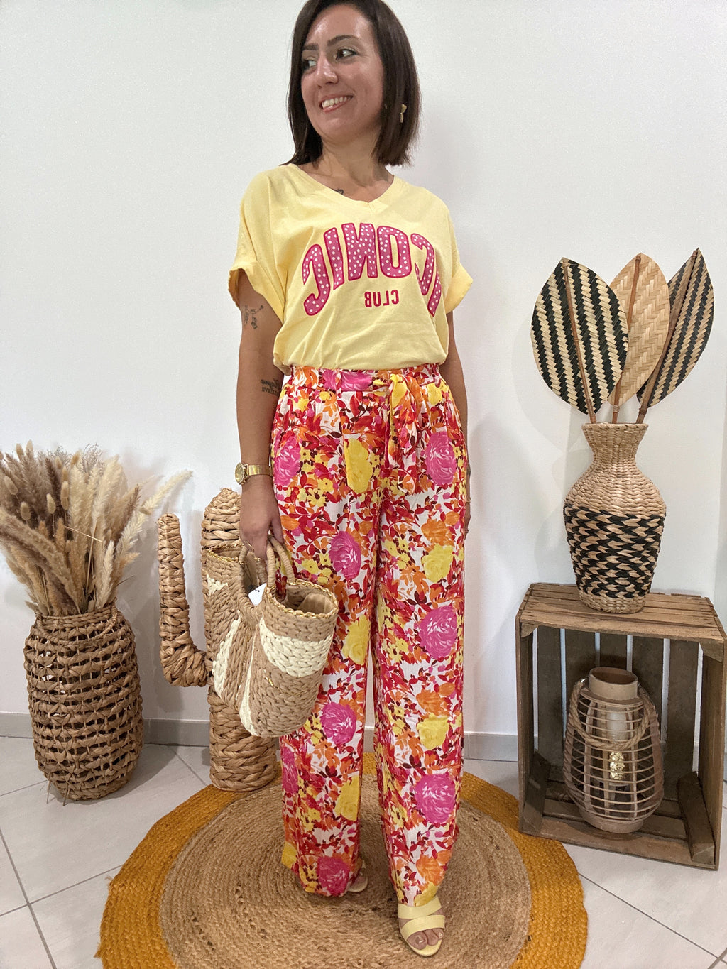 Pantalon fluide fleuri jaune