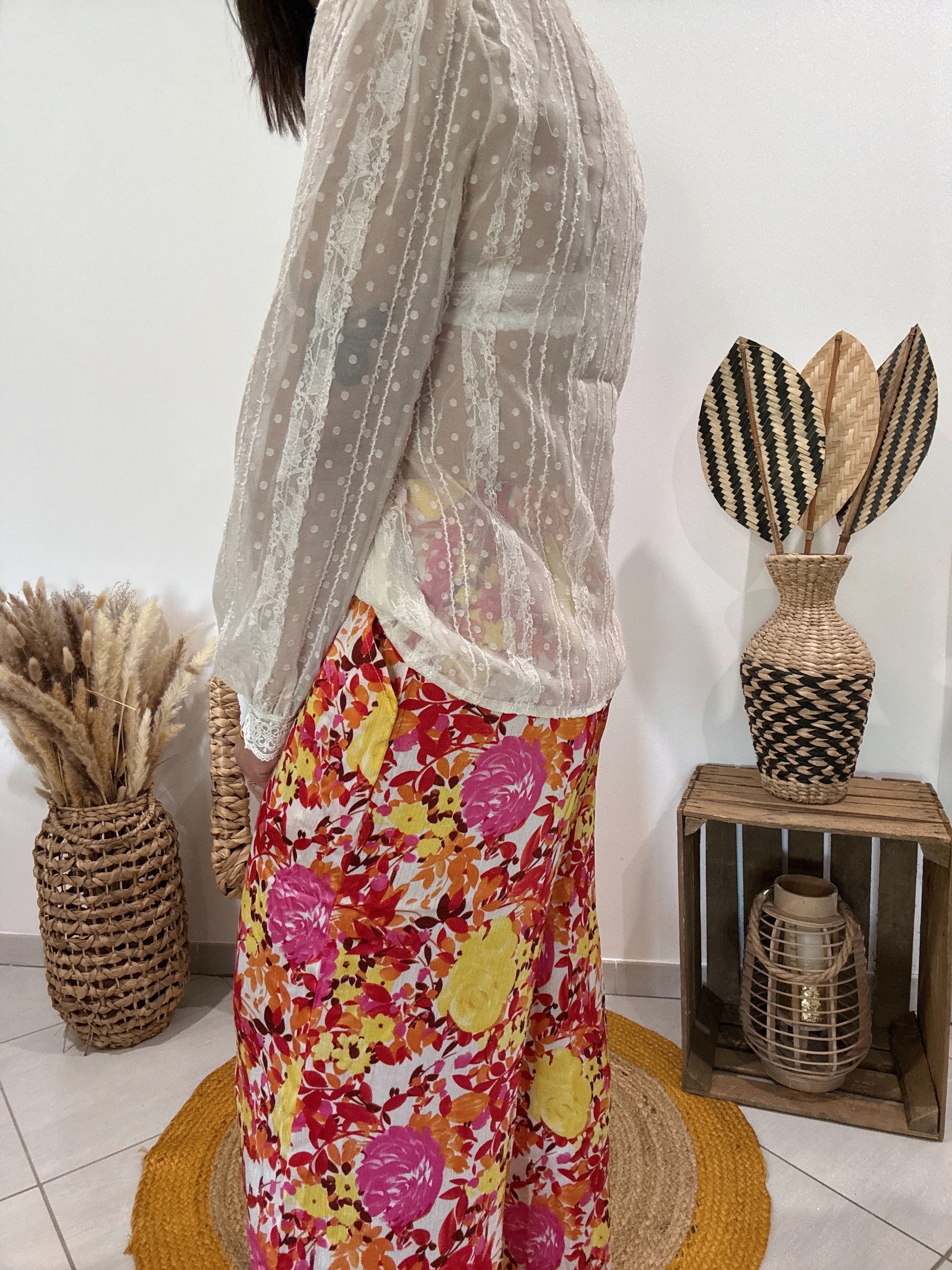 Blouse avec détail dentelle et transparence écru