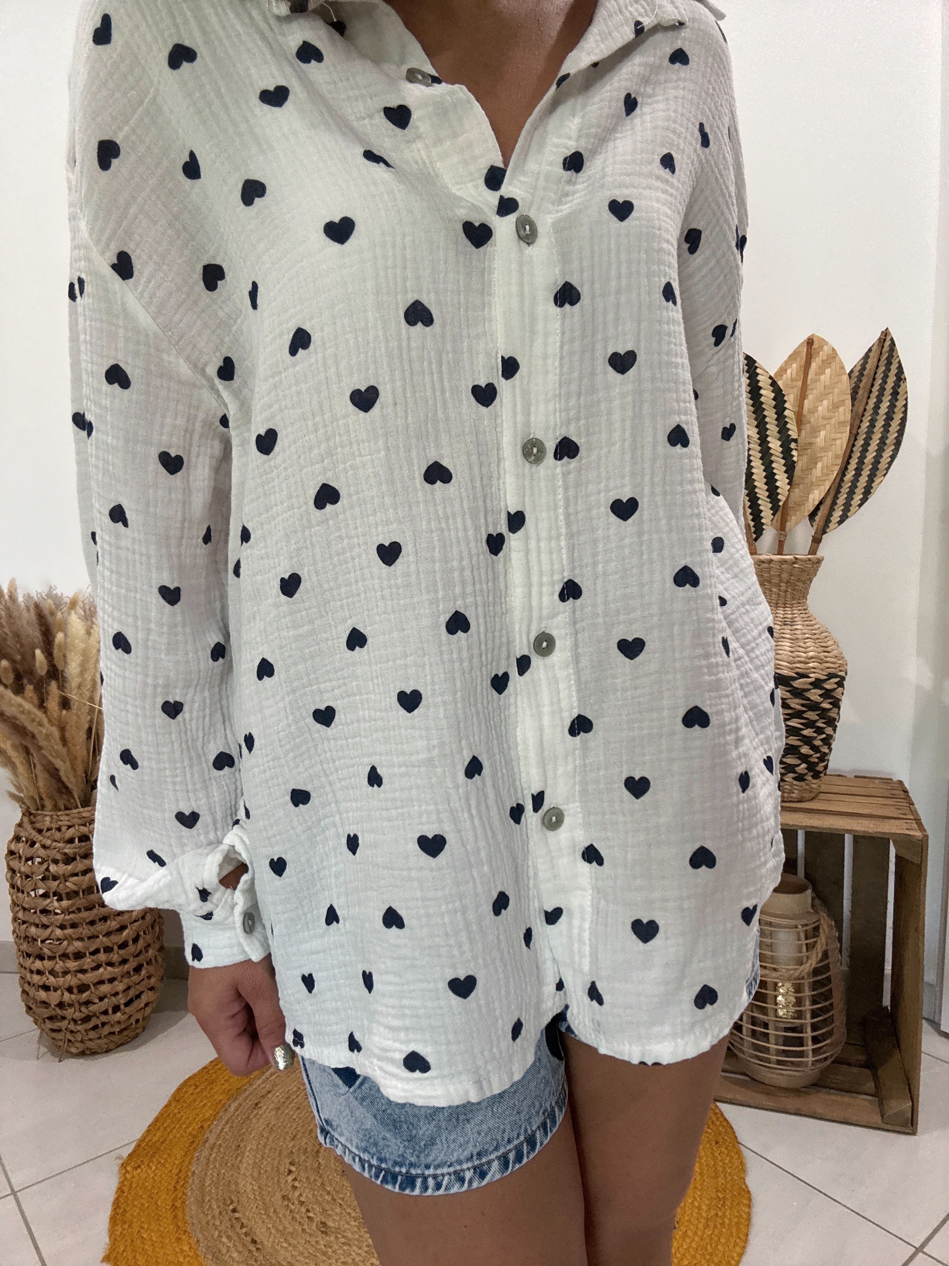 Chemise blanche en gaz de coton imprimé coeur bleu 💙