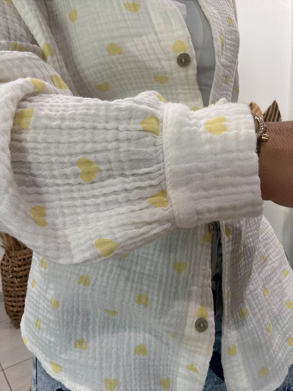 Chemise blanche en gaz de coton imprimé coeur jaune 💛
