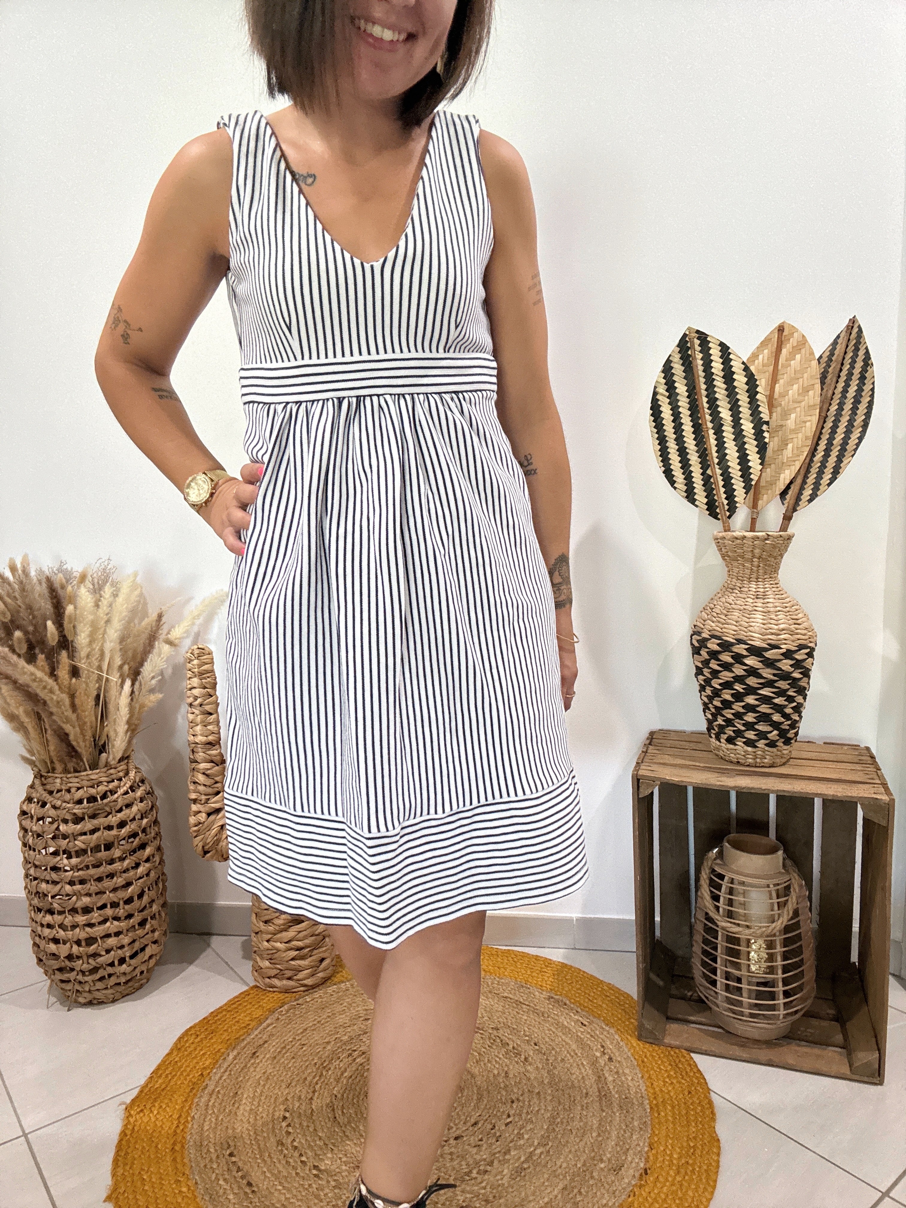 Robe évasée à rayures blanc/marine Naf Naf - XS ♻️