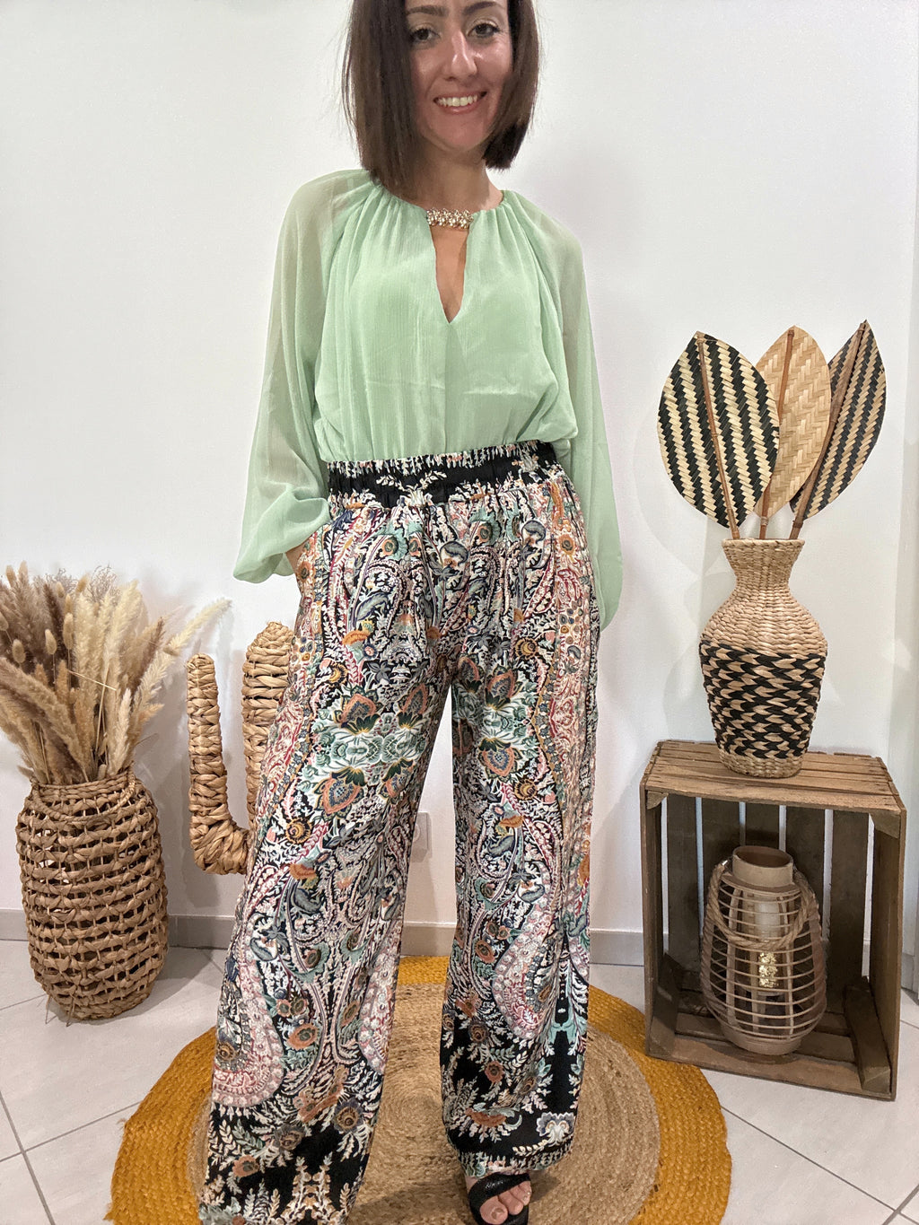 Pantalon noir fluide en soie imprimé oriental Molly Bracken - M ♻️