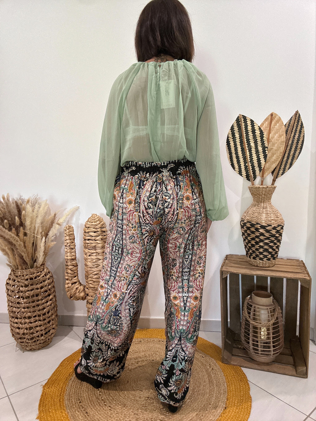 Pantalon noir fluide en soie imprimé oriental Molly Bracken - M ♻️