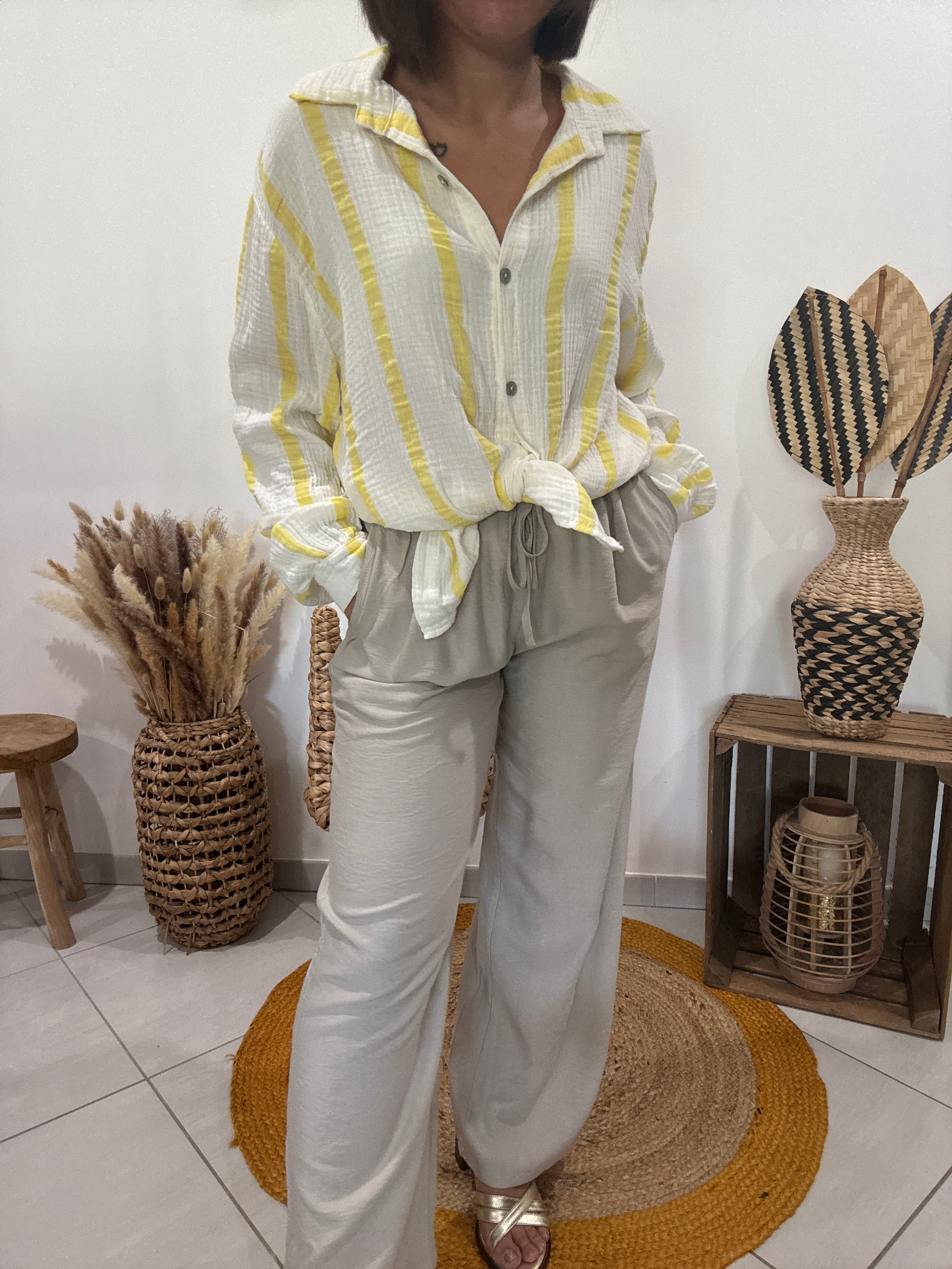 Chemise blanche en gaz de coton rayures jaunes