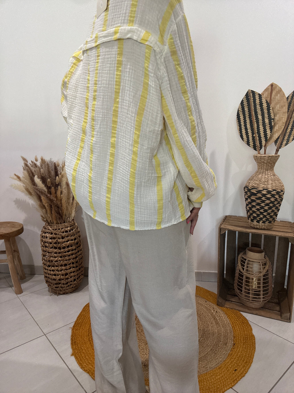 Chemise blanche en gaz de coton rayures jaunes