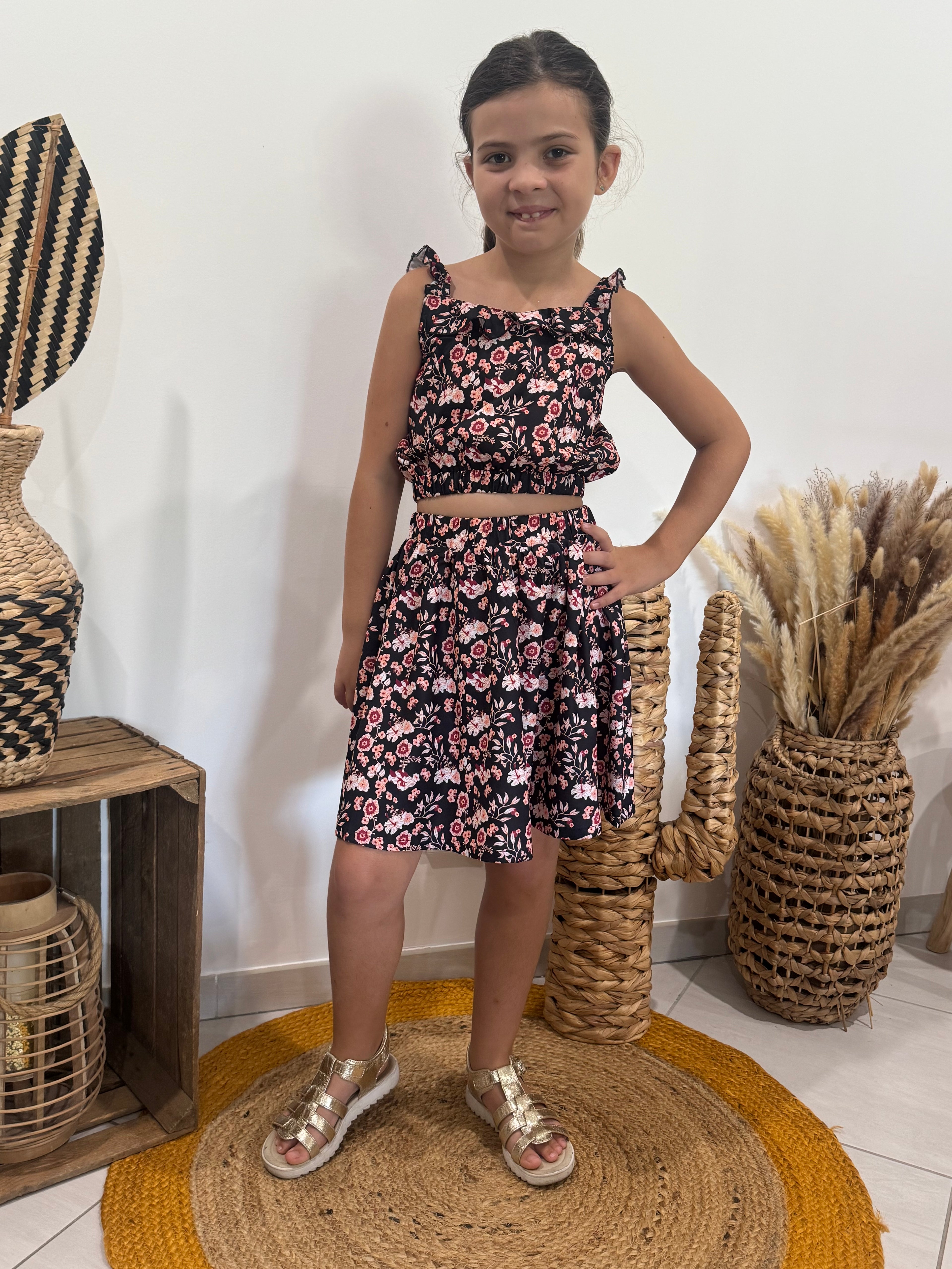 Ensemble top + jupe imprimé fleurs bohémiennes noir