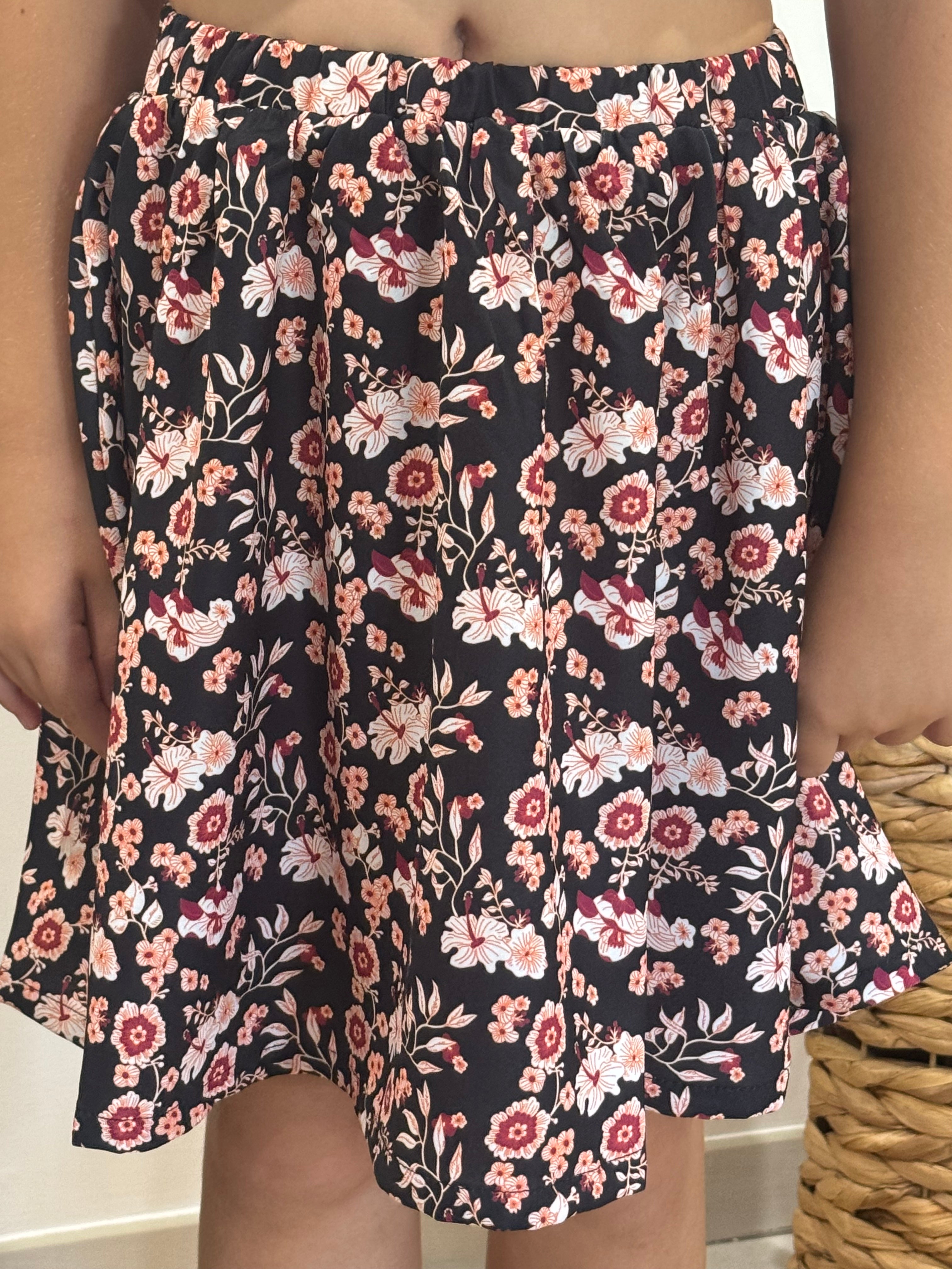 Ensemble top + jupe imprimé fleurs bohémiennes noir